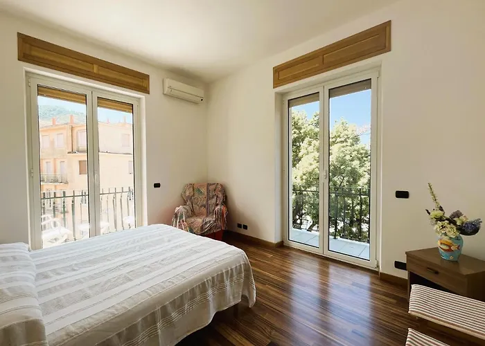 Mediterraneo Apartman *